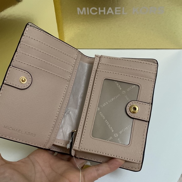 Soft Pink MK Wallet - Picture 7 of 7